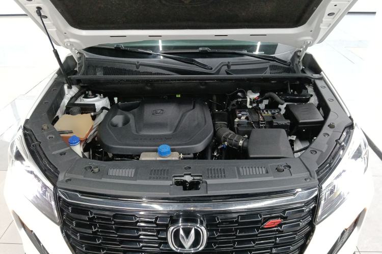 Used CHANGAN CS75 2022 Blue Whale Edition 1.5T DCT Luxury Model Engine Bay
