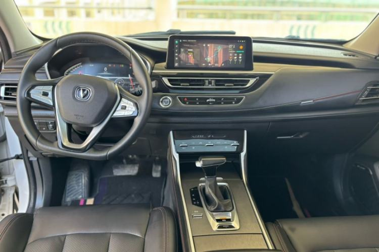 Used CHANGAN CS75 2022 Blue Whale Edition 1.5T DCT Luxury Model Exterior 4