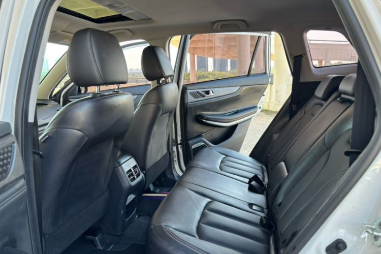 Used CHANGAN CS75 2022 Blue Whale Edition 1.5T DCT Luxury Model Exterior 8