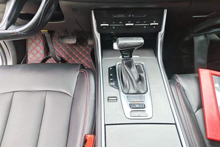 Used CHANGAN CS75 2022 Blue Whale Edition 1.5T DCT Luxury Model Gear Lever