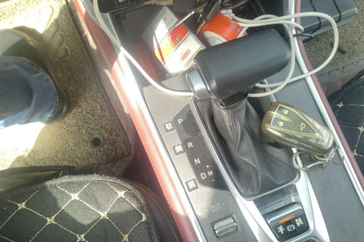 Used CHANGAN CS75 2022 Blue Whale Edition 1.5T DCT Luxury Model Gear Lever