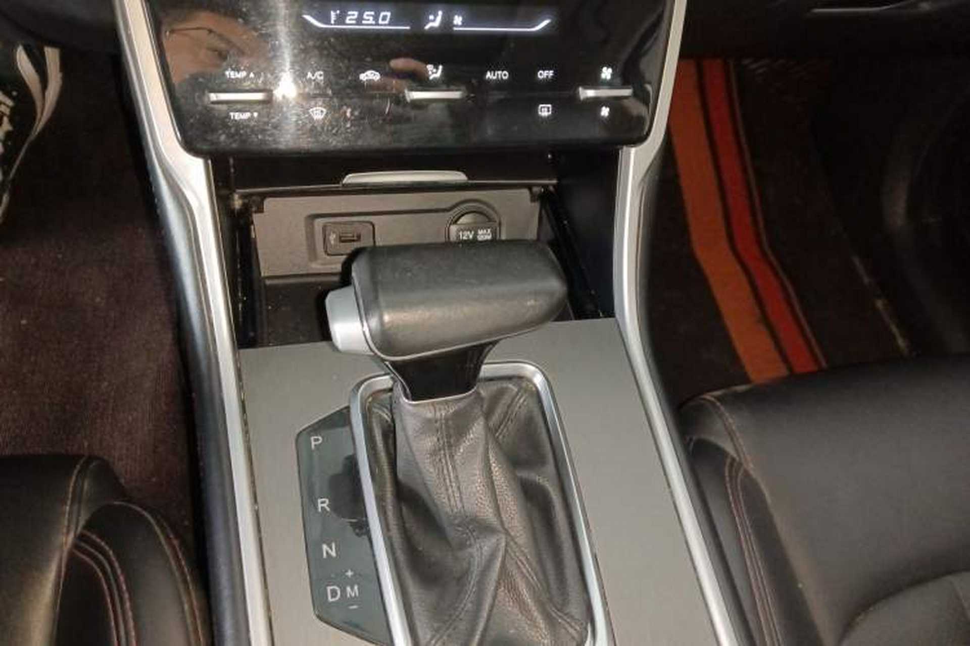 Used CHANGAN CS75 2022 Blue Whale Edition 1.5T DCT Luxury Model Gear Lever