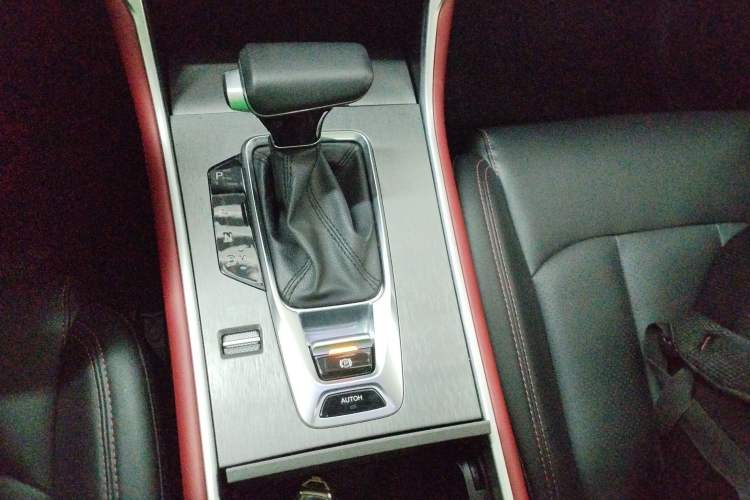 Used CHANGAN CS75 2022 Blue Whale Edition 1.5T DCT Prestige Model Gear Lever