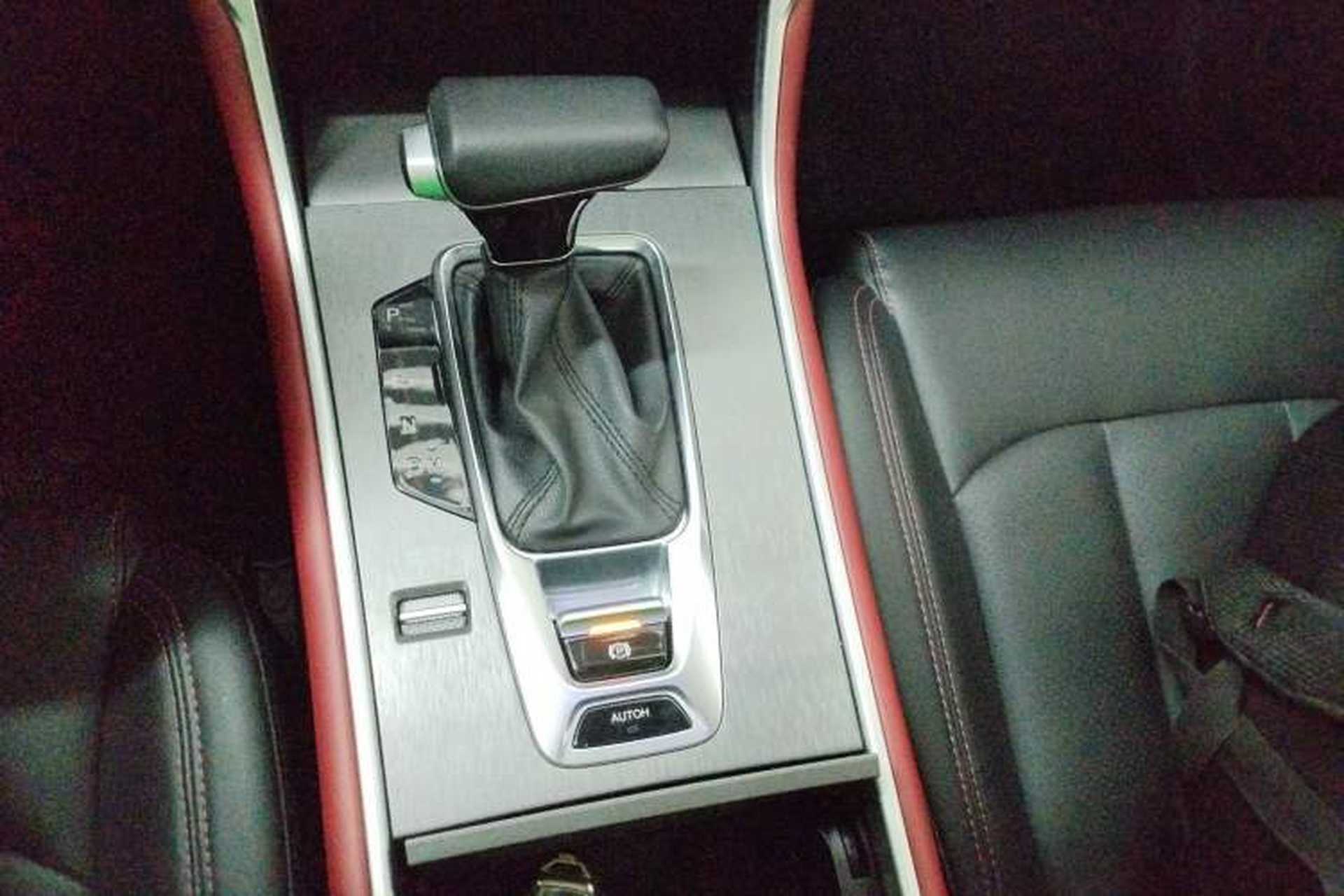 Used CHANGAN CS75 2022 Blue Whale Edition 1.5T DCT Prestige Model Gear Lever