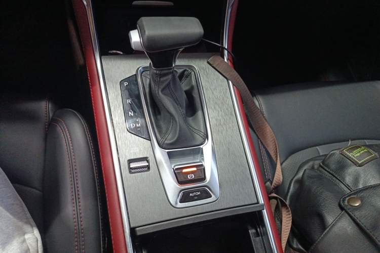 Used CHANGAN CS75 2022 Blue Whale Edition 1.5T DCT Luxury Model Gear Lever