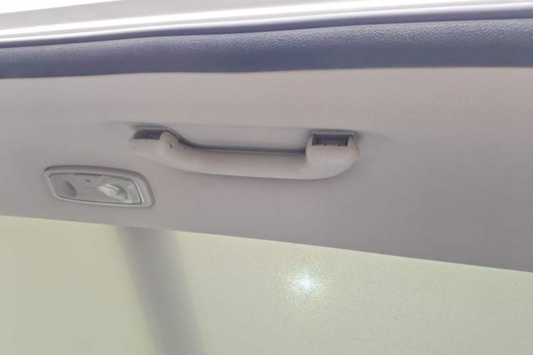 Used CHANGAN CS75 2022 Blue Whale Edition 1.5T DCT Prestige Model Headliner