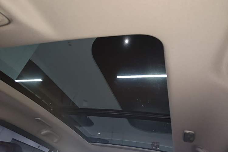 Used CHANGAN CS75 2022 Blue Whale Edition 1.5T DCT Prestige Model Headliner