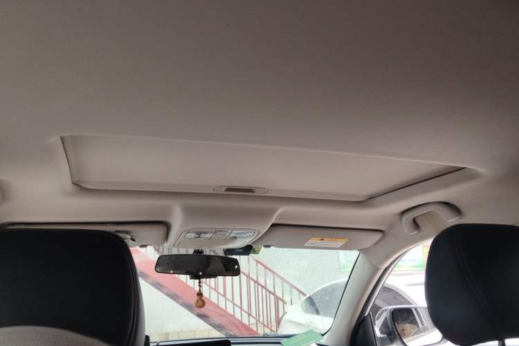 Used CHANGAN CS75 2022 Blue Whale Edition 1.5T Manual Elite Model Headliner