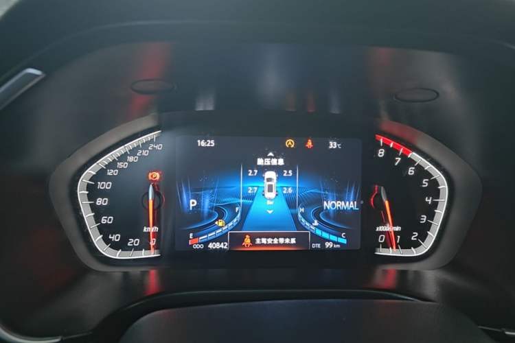 Used CHANGAN CS75 2022 Blue Whale Edition 1.5T DCT Luxury Model Instrument Cluster