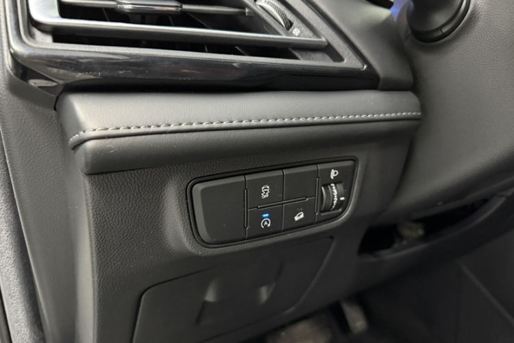Used CHANGAN CS75 2022 Blue Whale Edition 1.5T DCT Luxury Model Interior 2