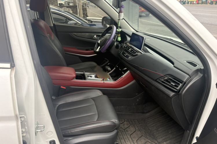 Used CHANGAN CS75 2022 Blue Whale Edition 1.5T DCT Luxury Model Interior 2