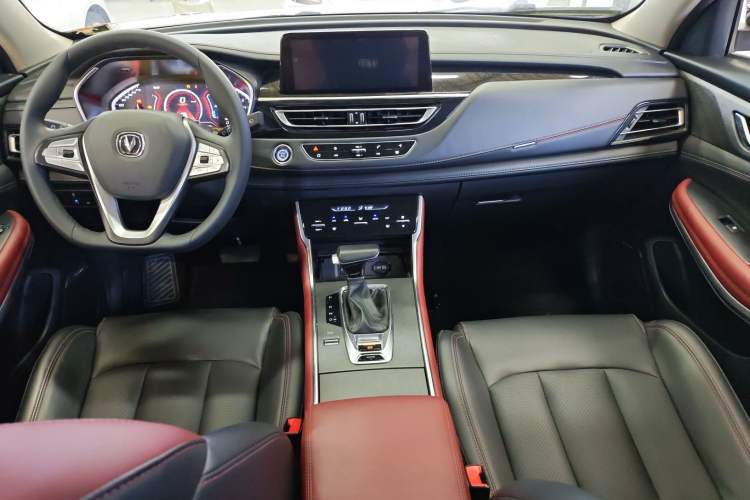 Used CHANGAN CS75 2022 Blue Whale Edition 1.5T DCT Luxury Model Interior 3