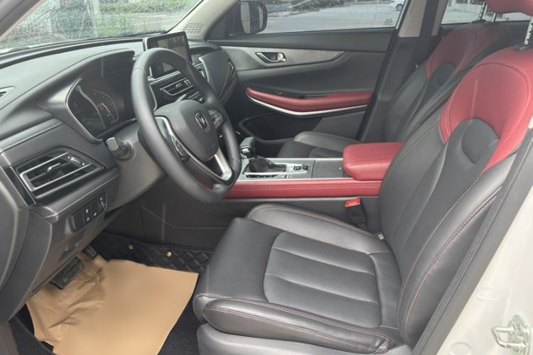 Used CHANGAN CS75 2022 Blue Whale Edition 1.5T DCT Prestige Model Interior 5