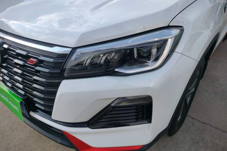 Used CHANGAN CS75 2022 Blue Whale Edition 1.5T Manual Elite Model Left Front Headlight