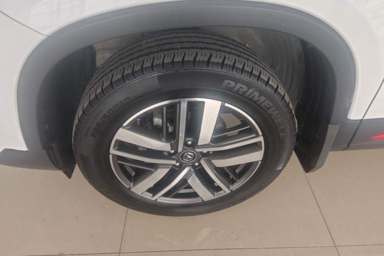 Used CHANGAN CS75 2022 Blue Whale Edition 1.5T DCT Luxury Model Left Front Wheel Hub