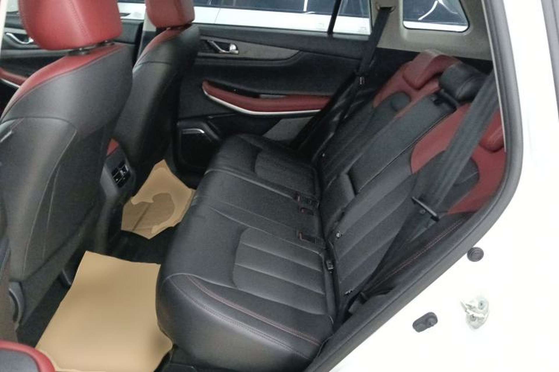 Used CHANGAN CS75 2022 Blue Whale Edition 1.5T DCT Luxury Model Left Rear Seat