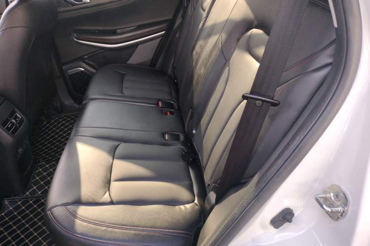 Used CHANGAN CS75 2022 Blue Whale Edition 1.5T Manual Elite Model Left Rear Seat