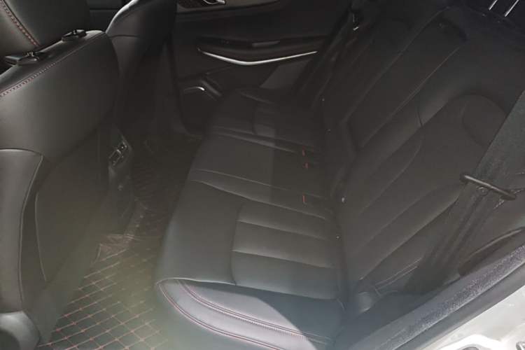 Used CHANGAN CS75 2022 Blue Whale Edition 1.5T DCT Prestige Model Left Rear Seat