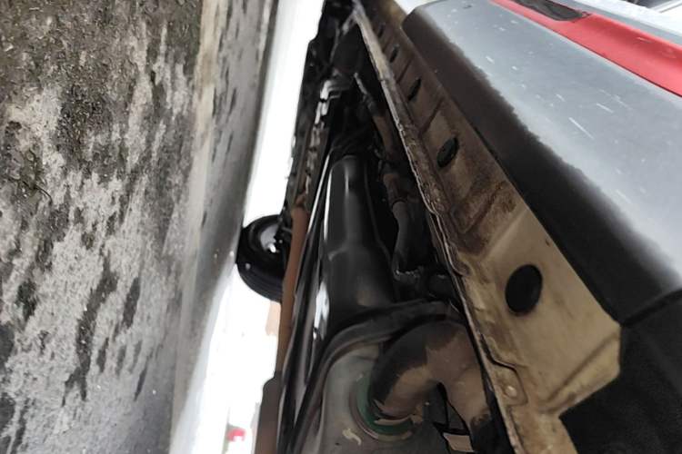 Used CHANGAN CS75 2022 Blue Whale Edition 1.5T DCT Luxury Model Left Side Sill