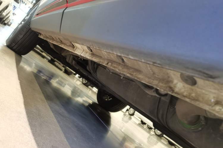 Used CHANGAN CS75 2022 Blue Whale Edition 1.5T DCT Luxury Model Left Side Sill
