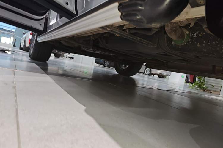 Used CHANGAN CS75 2022 Blue Whale Edition 1.5T DCT Prestige Model Left Side Sill