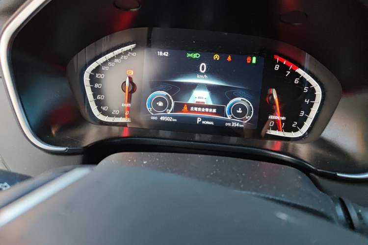 Used CHANGAN CS75 2022 Blue Whale Edition 1.5T DCT Prestige Model Odometer Close Up