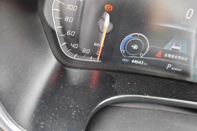 Used CHANGAN CS75 2022 Blue Whale Edition 1.5T DCT Prestige Model Odometer Close Up