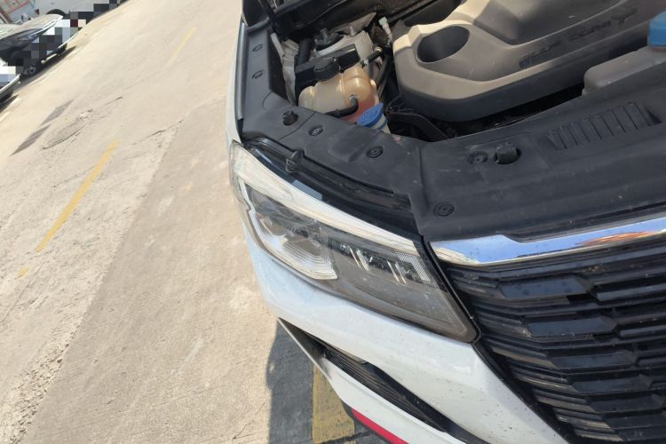 Used CHANGAN CS75 2022 Blue Whale Edition 1.5T DCT Luxury Model Right Front Headlight