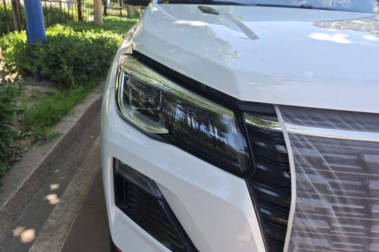 Used CHANGAN CS75 2022 Blue Whale Edition 1.5T DCT Prestige Model Right Front Headlight