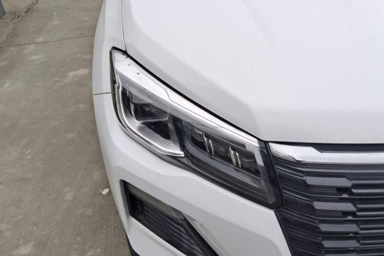 Used CHANGAN CS75 2022 Blue Whale Edition 1.5T DCT Prestige Model Right Front Headlight