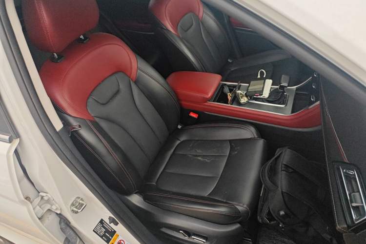Used CHANGAN CS75 2022 Blue Whale Edition 1.5T DCT Prestige Model Right Front Seat