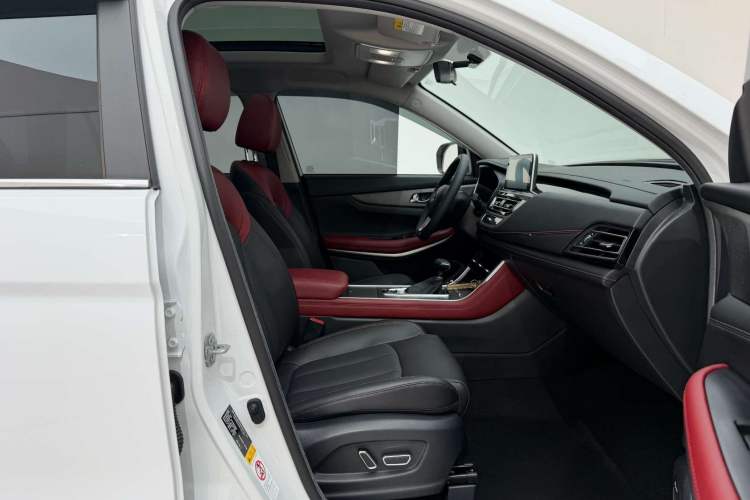 Used CHANGAN CS75 2022 Blue Whale Edition 1.5T DCT Prestige Model Right Front Seat