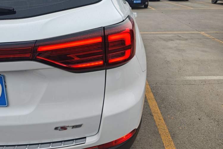 Used CHANGAN CS75 2022 Blue Whale Edition 1.5T DCT Prestige Model Right Rear Taillight