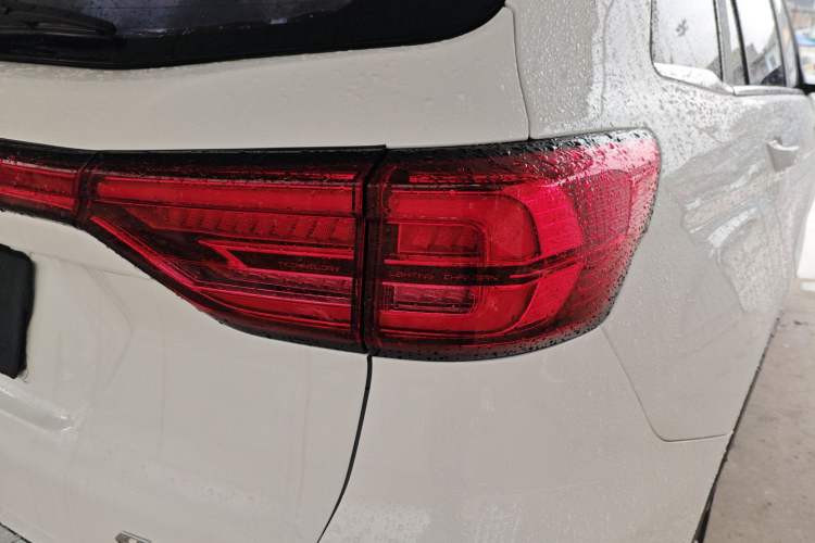 Used CHANGAN CS75 2022 Blue Whale Edition 1.5T DCT Prestige Model Right Rear Taillight