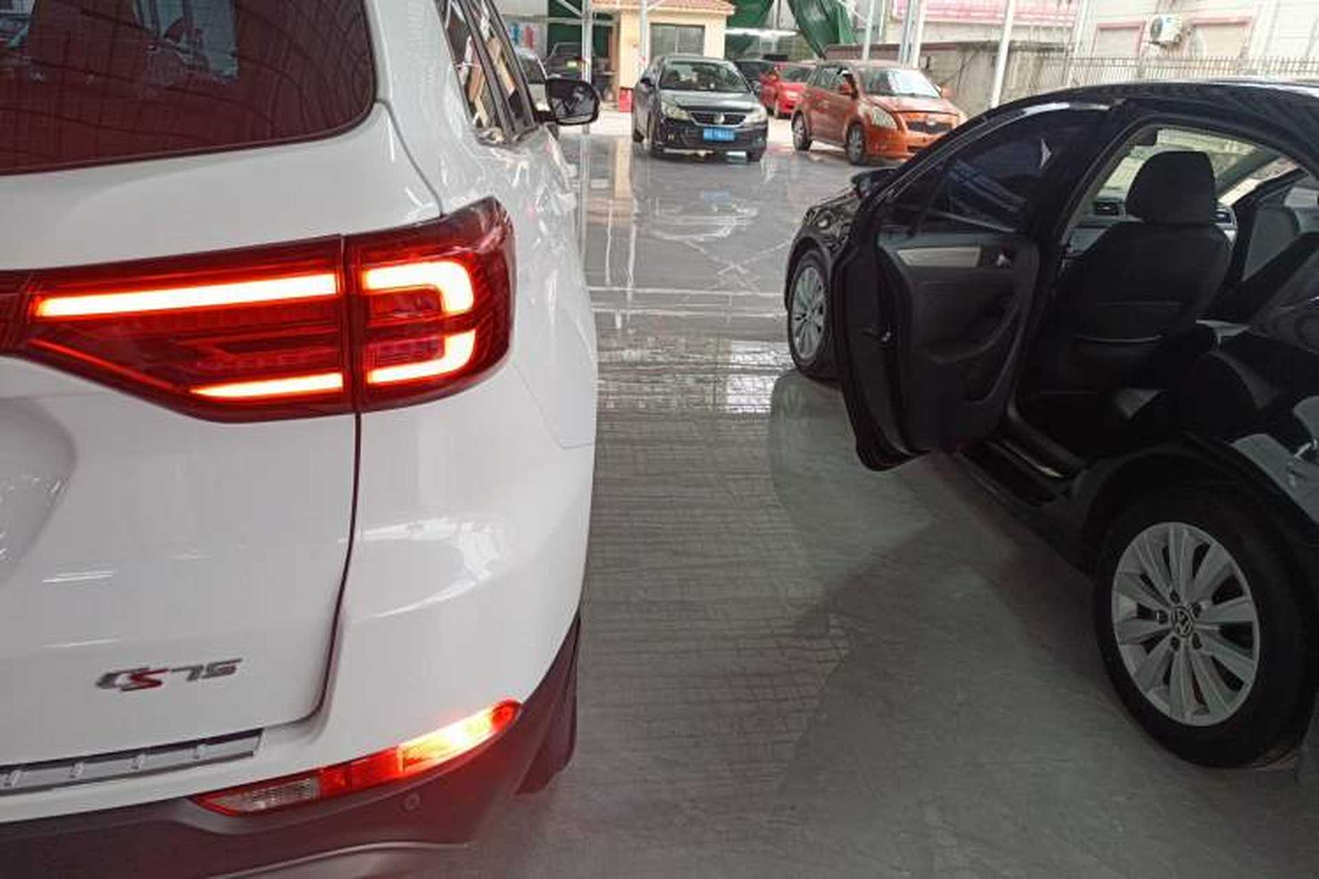 Used CHANGAN CS75 2022 Blue Whale Edition 1.5T DCT Luxury Model Right Rear Taillight
