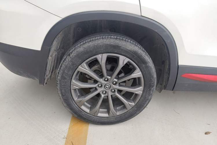 Used CHANGAN CS75 2022 Blue Whale Edition 1.5T DCT Prestige Model Right Rear Wheel Hub