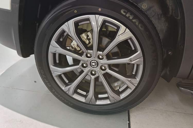 Used CHANGAN CS75 2022 Blue Whale Edition 1.5T DCT Prestige Model Right Rear Wheel Hub