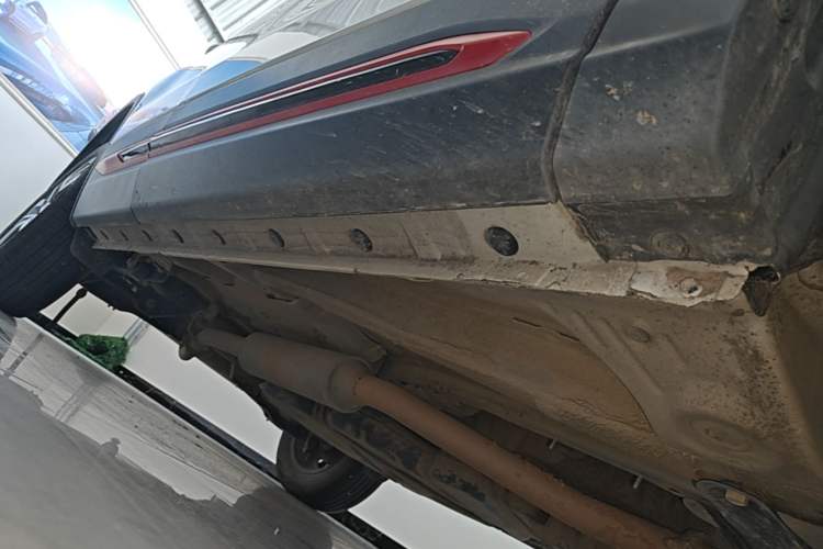 Used CHANGAN CS75 2022 Blue Whale Edition 1.5T DCT Luxury Model Right Side Sill