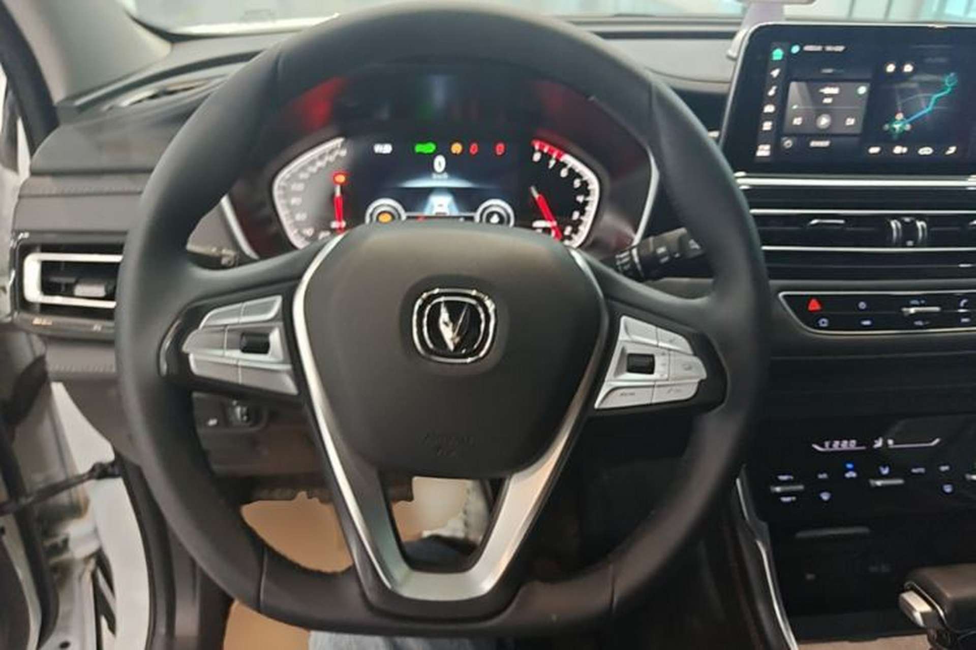 Used CHANGAN CS75 2022 Blue Whale Edition 1.5T DCT Luxury Model Steering Wheel