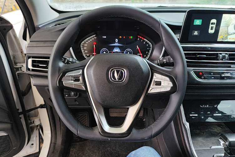 Used CHANGAN CS75 2022 Blue Whale Edition 1.5T DCT Luxury Model Steering Wheel