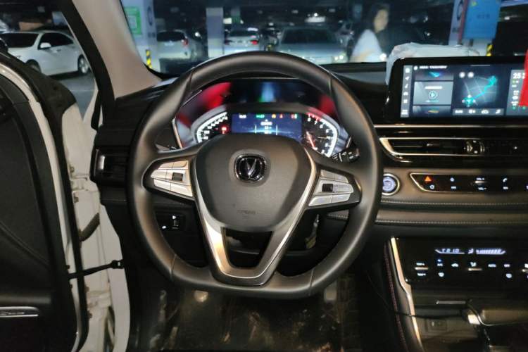 Used CHANGAN CS75 2022 Blue Whale Edition 1.5T DCT Luxury Model Steering Wheel