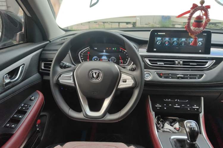 Used CHANGAN CS75 2022 Blue Whale Edition 1.5T Manual Elite Model Steering Wheel