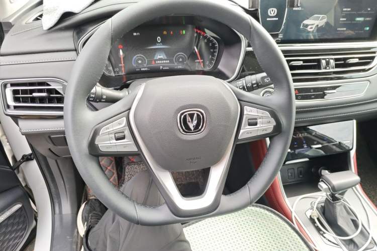 Used CHANGAN CS75 2022 Blue Whale Edition 1.5T DCT Prestige Model Steering Wheel