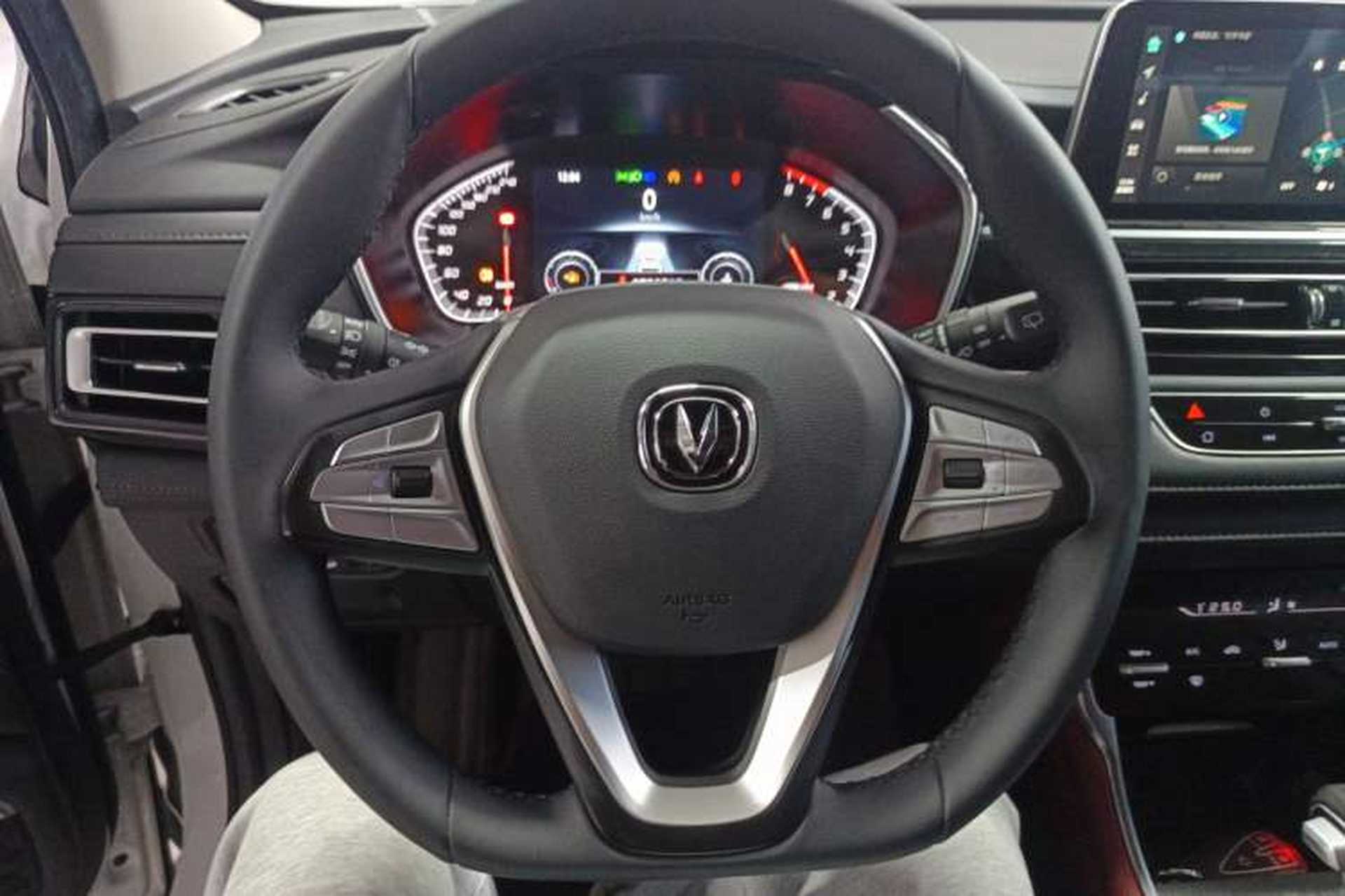 Used CHANGAN CS75 2022 Blue Whale Edition 1.5T DCT Luxury Model Steering Wheel