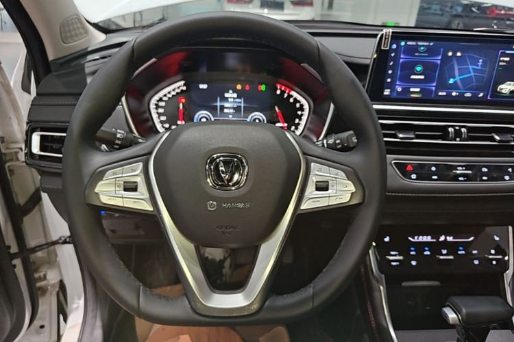 Used CHANGAN CS75 2022 Blue Whale Edition 1.5T DCT Prestige Model Steering Wheel