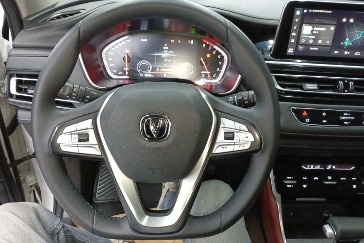 Used CHANGAN CS75 2022 Blue Whale Edition 1.5T DCT Luxury Model Steering Wheel