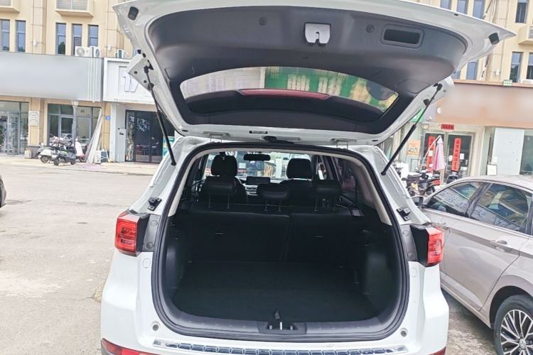 Used CHANGAN CS75 2022 Blue Whale Edition 1.5T DCT Luxury Model Trunk