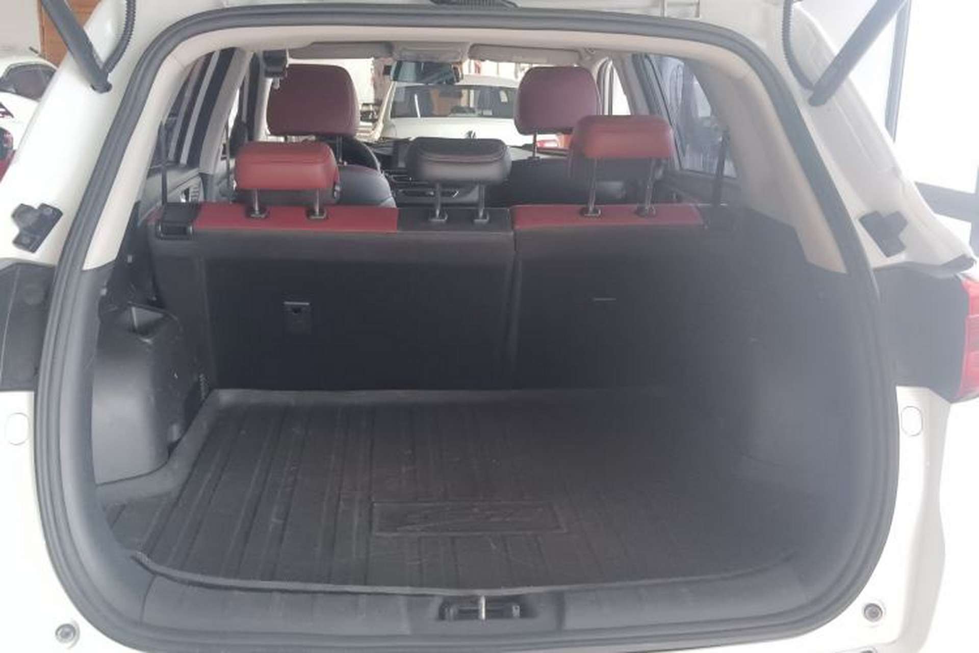 Used CHANGAN CS75 2022 Blue Whale Edition 1.5T DCT Prestige Model Trunk