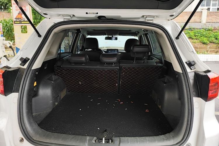 Used CHANGAN CS75 2022 Blue Whale Edition 1.5T DCT Luxury Model Trunk