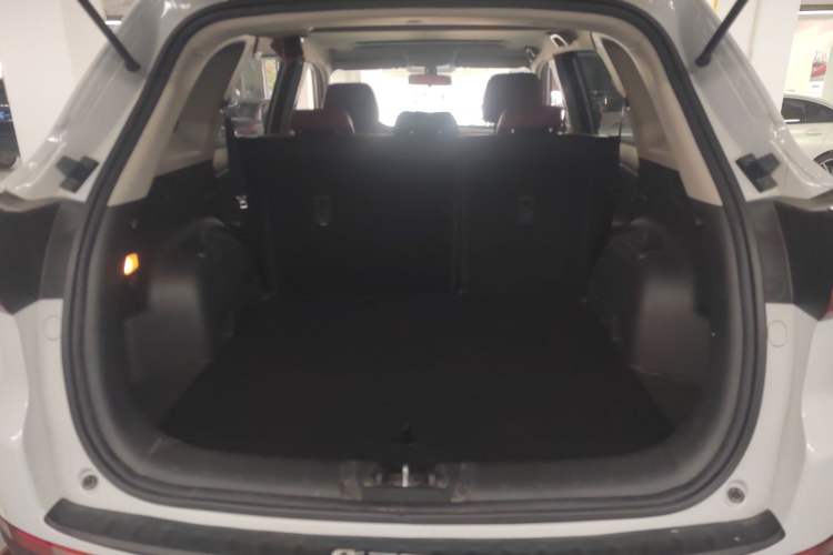 Used CHANGAN CS75 2022 Blue Whale Edition 1.5T DCT Luxury Model Trunk